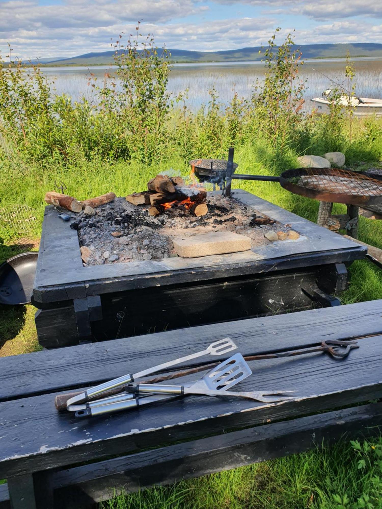 Camp Caroli Wooden Cabins Jukkasjärvi Εξωτερικό φωτογραφία