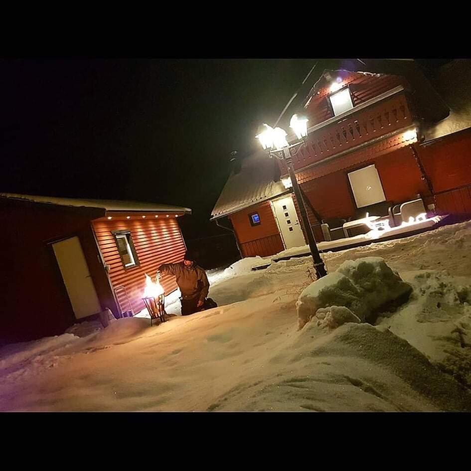 Camp Caroli Wooden Cabins Jukkasjärvi Εξωτερικό φωτογραφία